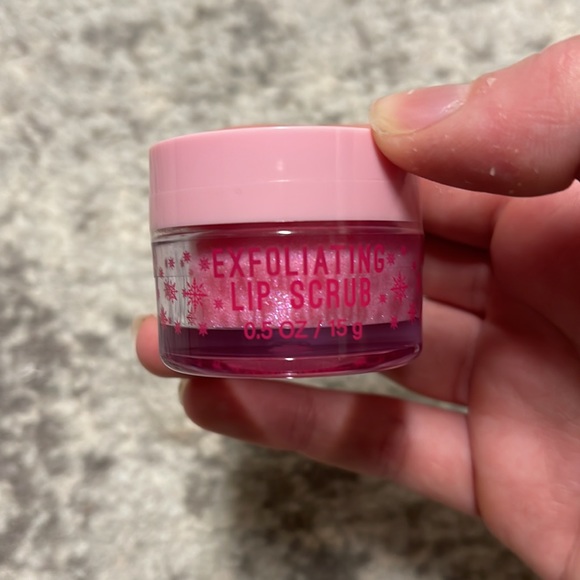 Bath and Body Works Coco Mint Scrub - Picture 2 of 4